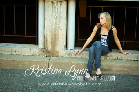 outdoor senior portrait session Stillwater MN Woodbury High