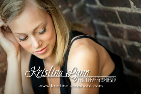 outdoor senior portrait session Stillwater MN Woodbury High