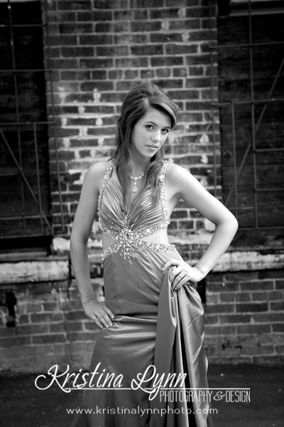 outdoor senior portrait session Stillwater MN