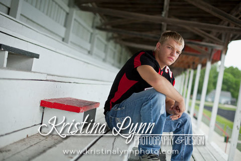 cghs football senior photo denver portrait photographer clarion iowa studio portraits