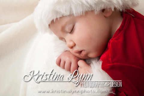 A holiday portrait session by Denver based photographer Kristina Lynn Photography & Design