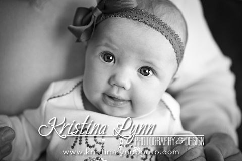 A holiday portrait session by Denver based photographer Kristina Lynn Photography & Design