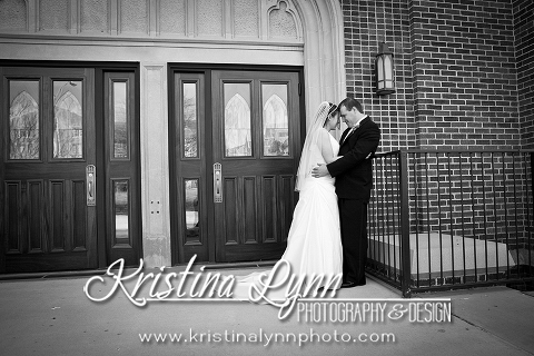 Denver wedding photographer Kristina Lynn Photography & Design photographs a beautiful wedding at the Iowa State University campus.