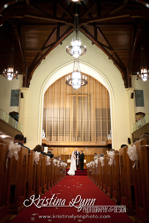 Denver wedding photographer Kristina Lynn Photography & Design photographs a beautiful wedding at the Iowa State University campus.