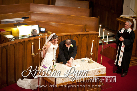 Denver wedding photographer Kristina Lynn Photography & Design photographs a beautiful wedding at the Iowa State University campus.