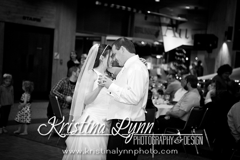 Denver wedding photographer Kristina Lynn Photography & Design photographs a beautiful wedding at the Iowa State University campus.