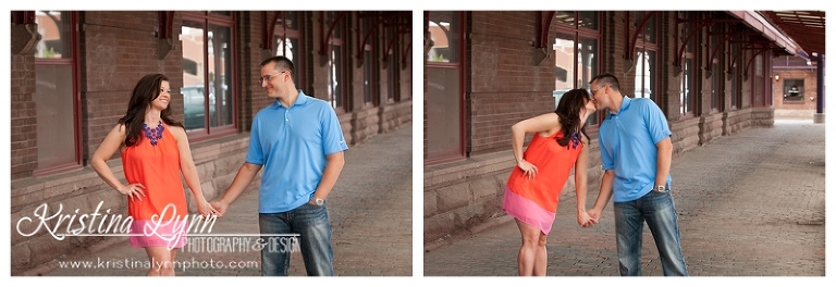 A midwest urban engagement session in Downtown Des Moines, Iowa by Denver Colorado based photograher Kristina Lynn Photography & Design.