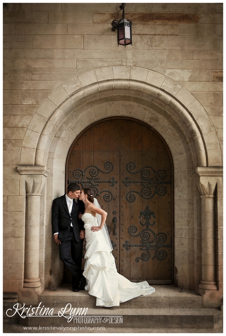 Denver based wedding photographer Kristina Lynn Photography & Design captures a beautiful Colorado Springs wedding.