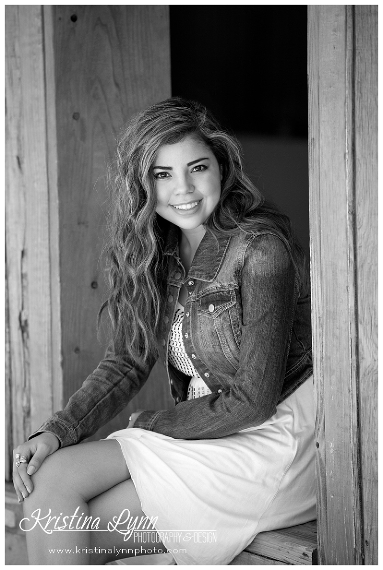 A high school senior photography session with Denver, CO photographer Kristina Lynn Photography & Design.