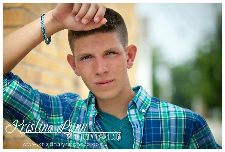 A high school senior photography session with Denver, CO photographer Kristina Lynn Photography & Design at her Clarion, IA portraits studio.