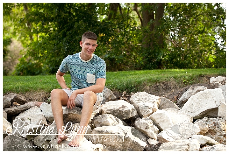 A high school senior photography session with Denver, CO photographer Kristina Lynn Photography & Design at her Clarion, IA portraits studio.