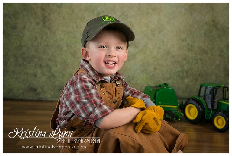 Kids photo session by Denver photographer Kristina Lynn Photography & Design.